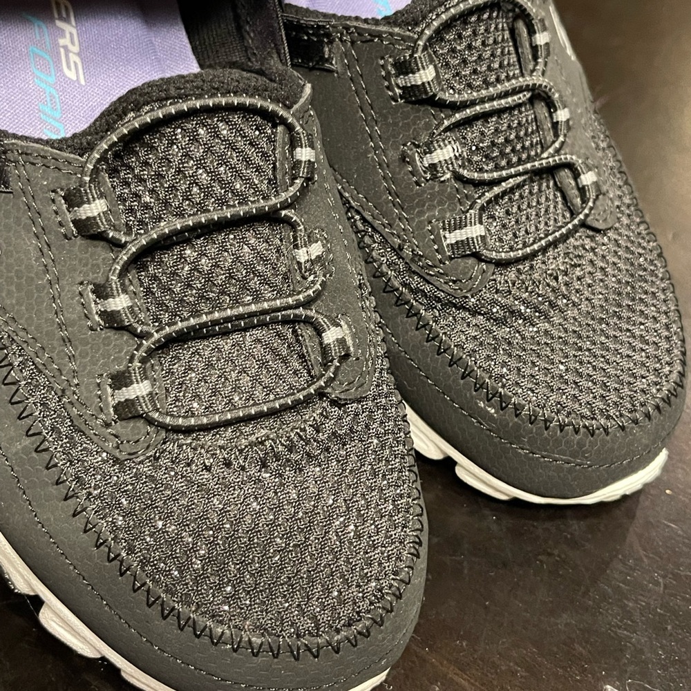 Sketchers Memory Foam Flicker Sparkle Sport Slip … - image 4